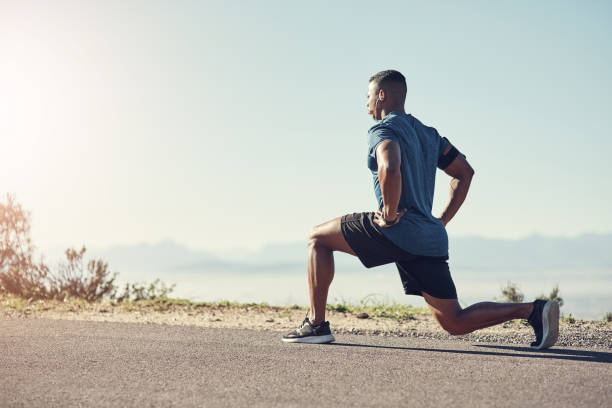 Lunges for calisthenics leg workout